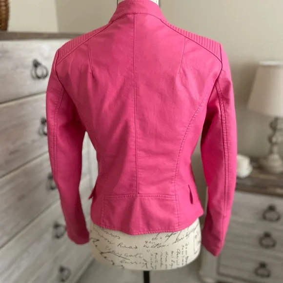 Vibrant Pink Leather Motorcycle Jacket - Picture 5 of 12